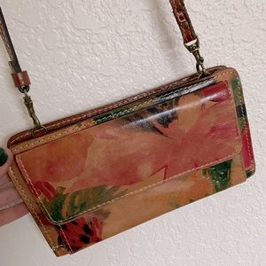 Patricia Nash floral crossbody wallet